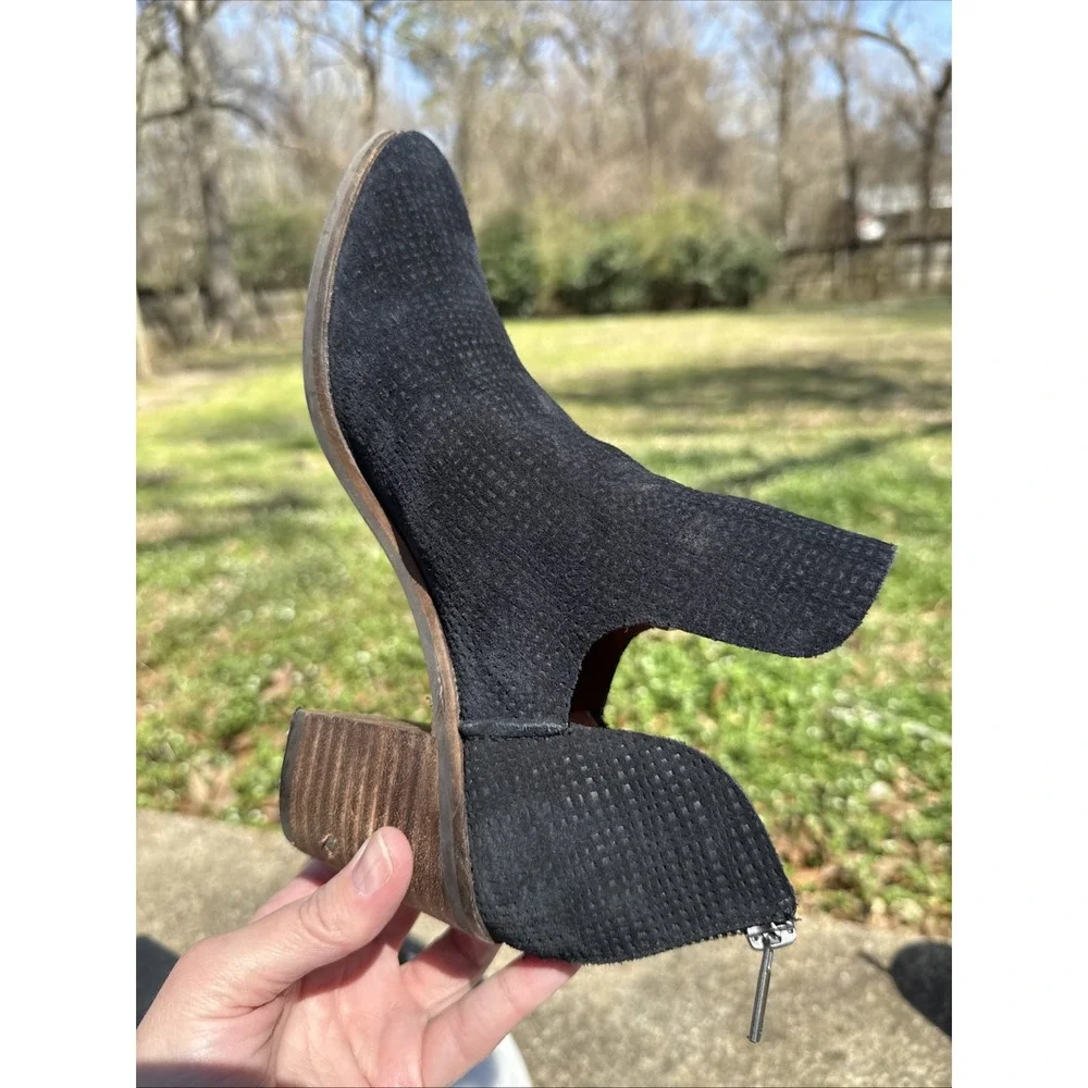 Women's Lucky Brand Leather Bootie Black Size 8.5 Zip Back Suede Cutout Ankle‎